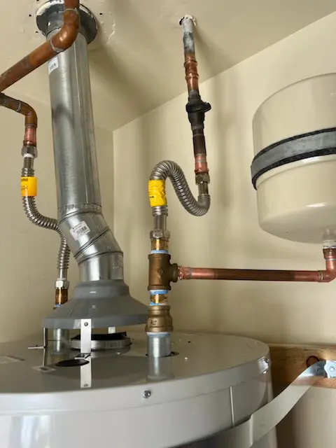 Water heater installation and plumbing repair in Sheldon